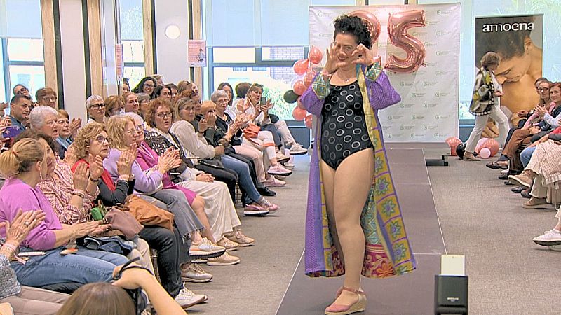 Desfile de la AECC en Valladolid cumple su 25 edición - Noticias de Castilla y León | Ver