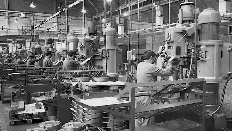 Medio siglo siendo uno de los referentes industriales en Cantabria - TeleCantabria | Ver