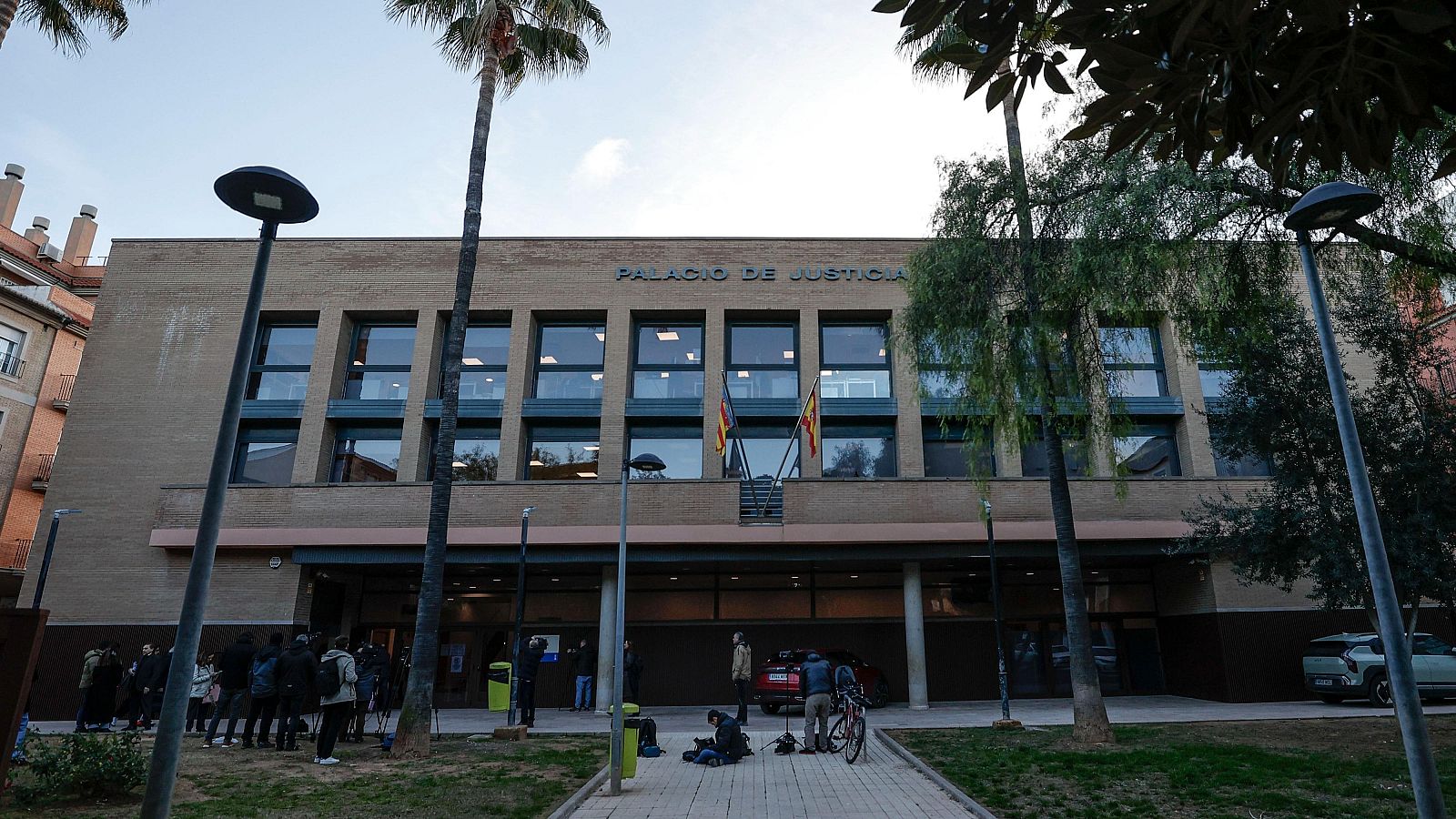 El exjefe de informativos de À Punt declara que le sorprendió que no hubiera comparecencias del Cecopi el día de la dana hasta las 21:00 - Informativo 24h | Ver