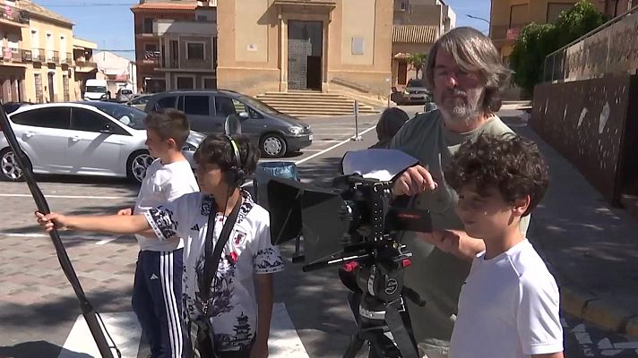  - Los alumnos de un colegio de Fuente Álamo graban su primer documental: así es el pueblo a través de sus ojos