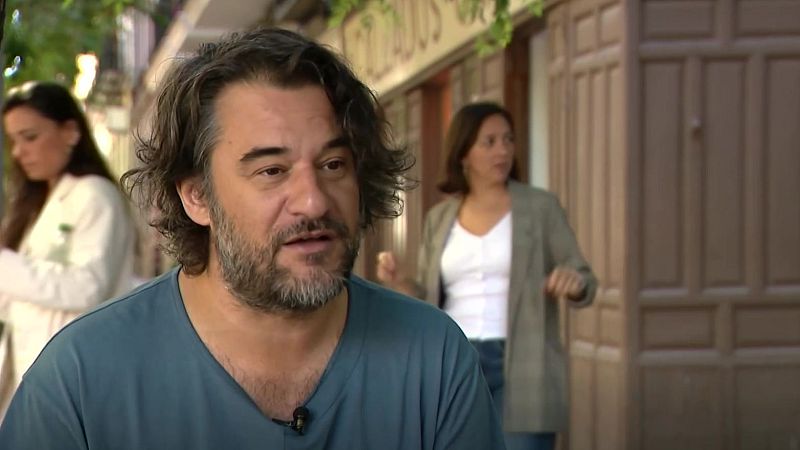 La víspera, la novela sobre los silencios y la familia de Manuel Jabóis | Ver