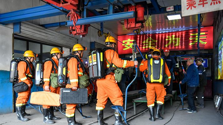Telediario Fin de Semana - Una explosión en una mina de carbón en China causa al menos 90 muertos