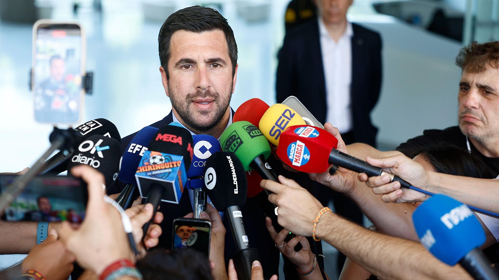 Riquelme presenta su candidatura: "No es en contra de nadie" - Fútbol | Ver