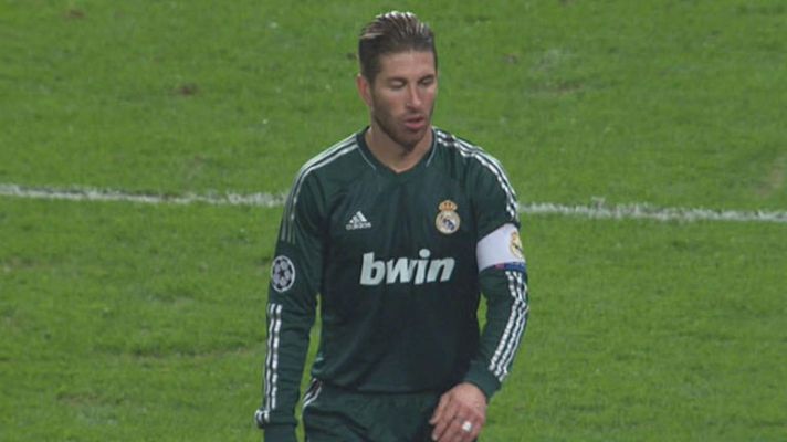Champions League - Gol en propia puerta de Sergio Ramos (1-0)