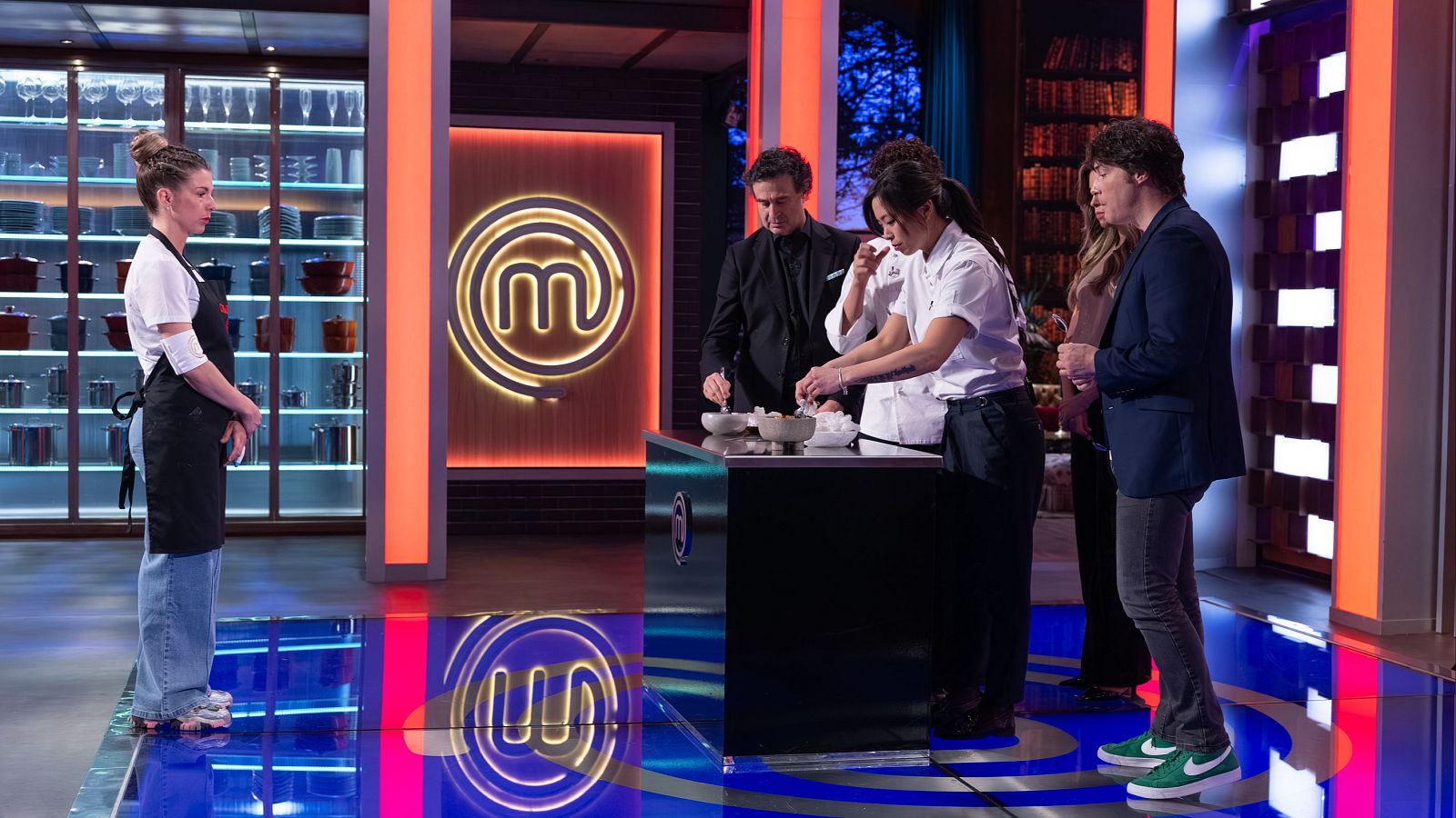 Jordi Cruz a Camilla: "Esto está rico, está interesante" - MasterChef | Ver