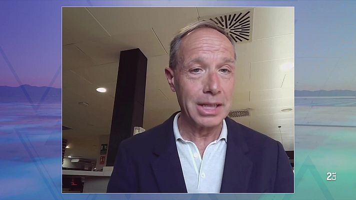 El Vespre - Francesc Torralba: "Mostra com la IA mal dirigida pot acabar amb la democràcia"