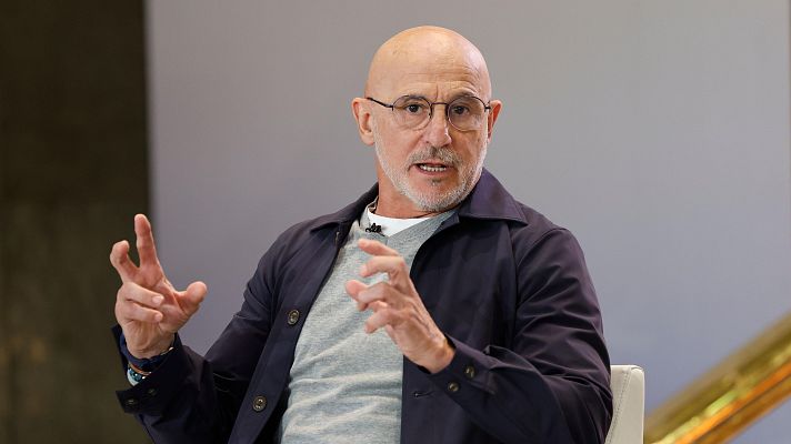 Los desayunos de RTVE EFE - Luis de la Fuente, seleccionador nacional de fútbol - Los Desayunos | Ver