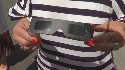 Campaña de prevención frente al eclipse: unos segundos sin gafas y los daños serán irreversibles
