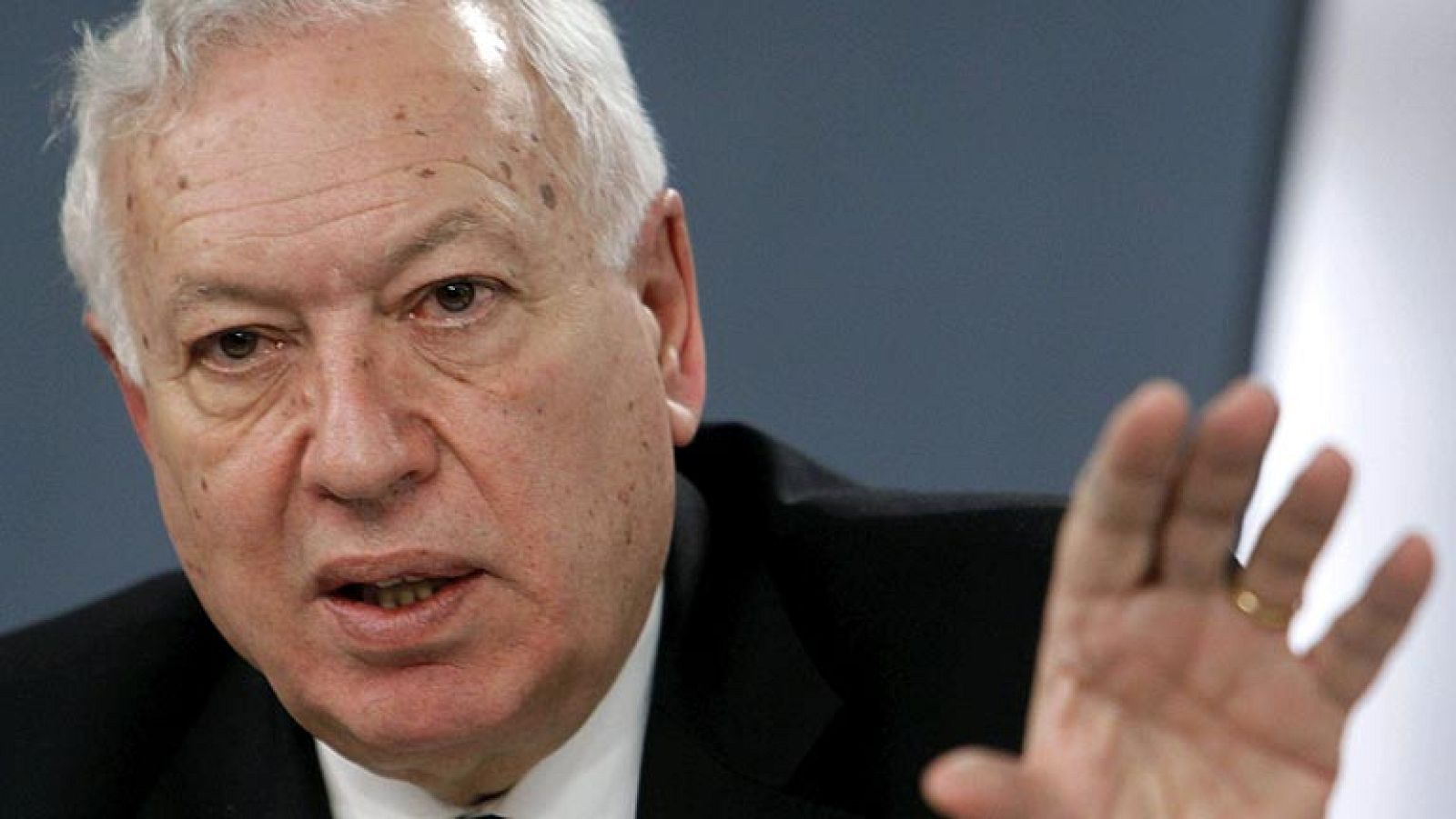 Margallo: "Las relaciones de España y Venezuela están por encima de quien lidere los gobiernos" | Ver