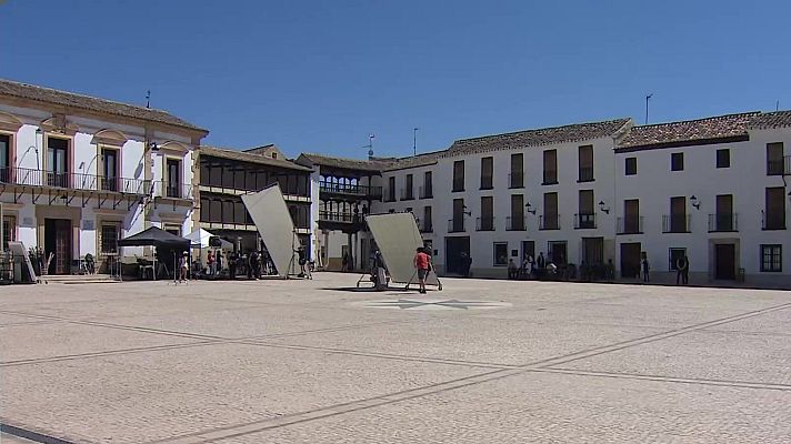 Noticias de Castilla-La Mancha - Así se vuelca Tembleque con el rodaje de la serie ‘La Promesa’