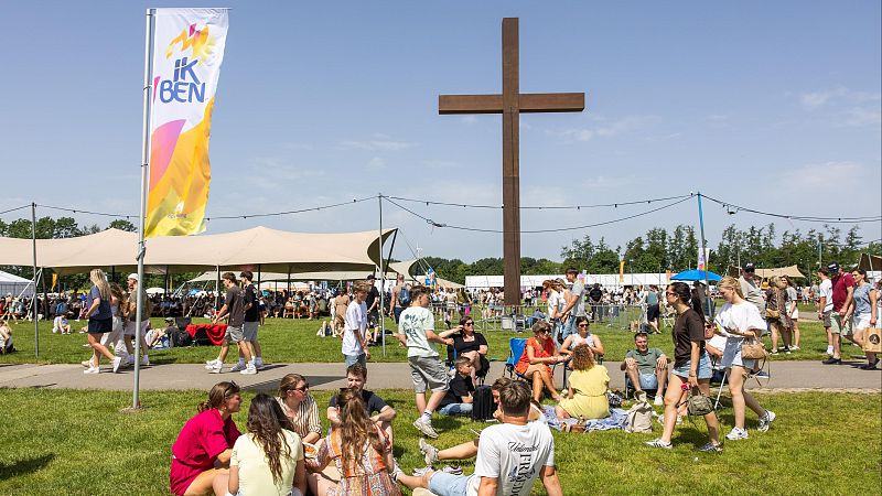 El auge del evangelismo llega a España - La tarde en 24h | Ver