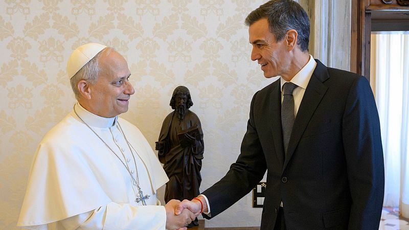 Pedro Sánchez y León XIV hablan de inmigración, lA y la defensa de la paz