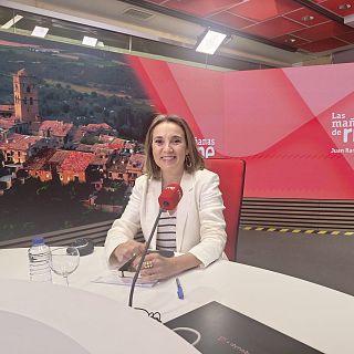 Cuca Gamarra (PP): "No está la pelota en el tejado del Partido Popular"