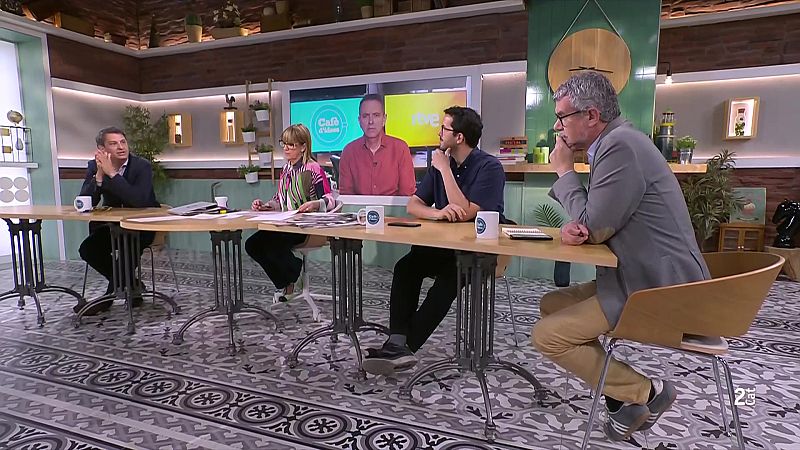 L'UCO a Ferraz, Toni Acosta i Les Mamarazzis