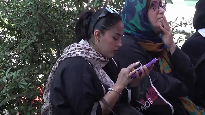 Telediario 1 - Irán vuelve a abrir el acceso a internet tras 88 días sin conexión
