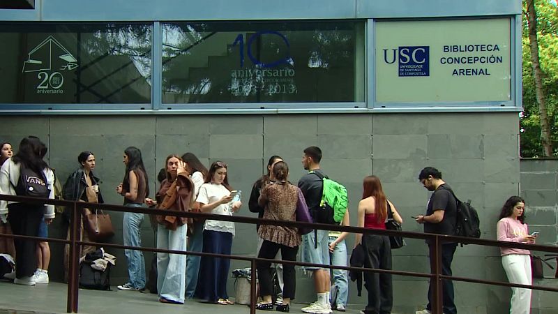 Bibliotecas cheas nas vésperas dos exames de acceso á universidade. A USC cun sistema que avisa de postos libres - Telexornal - Galicia | Vexa