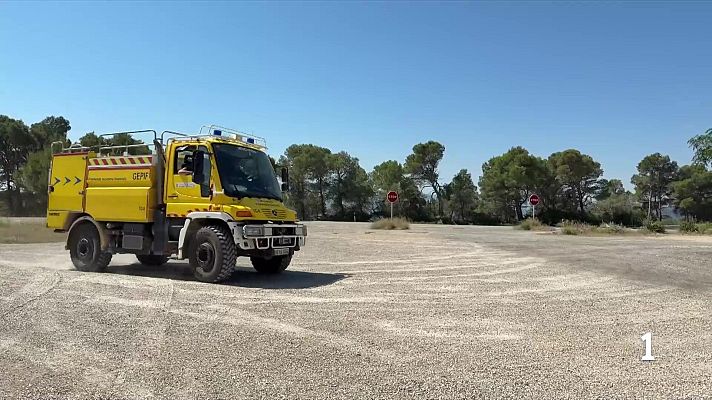 L'Informatiu - El risc d'incendi es manté elevat en una desena de comarques per les altes temperatures