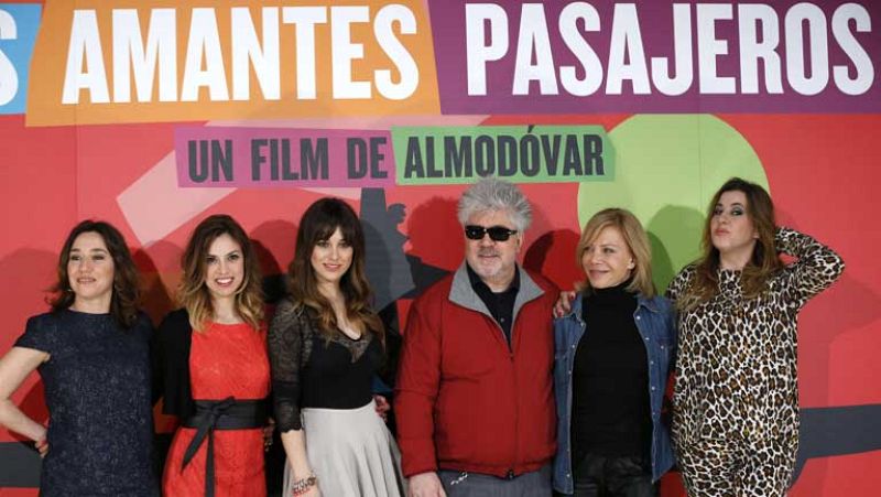 Estreno de Los amantes pasajeros de Pedro Almodóvar