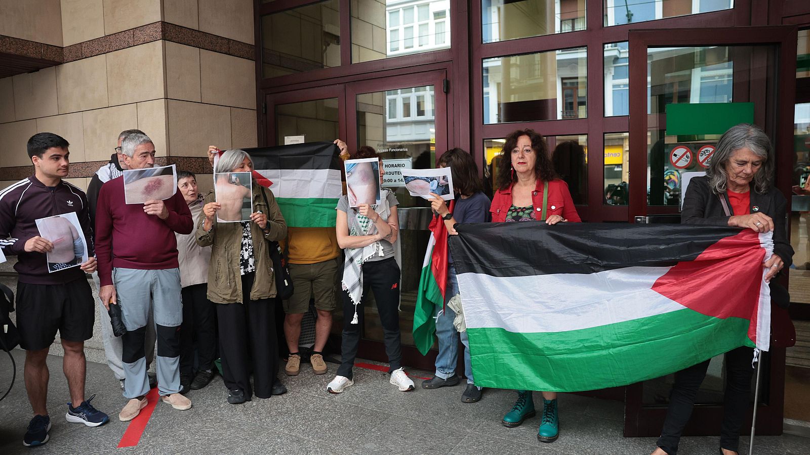 Miembros de la Global Sumud Flotilla presentan una querella criminal en Bilbao | RTVE Play – Ver ahora