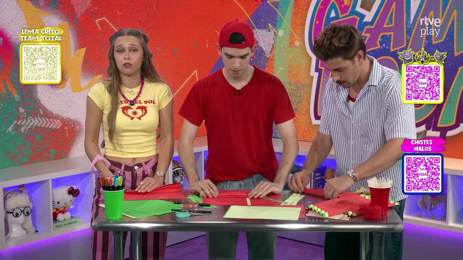 Team Total - TEAM TOTAL del RƎVƎ́S, cambio de papeles - Clan RTVE.es - Team Total | Ver