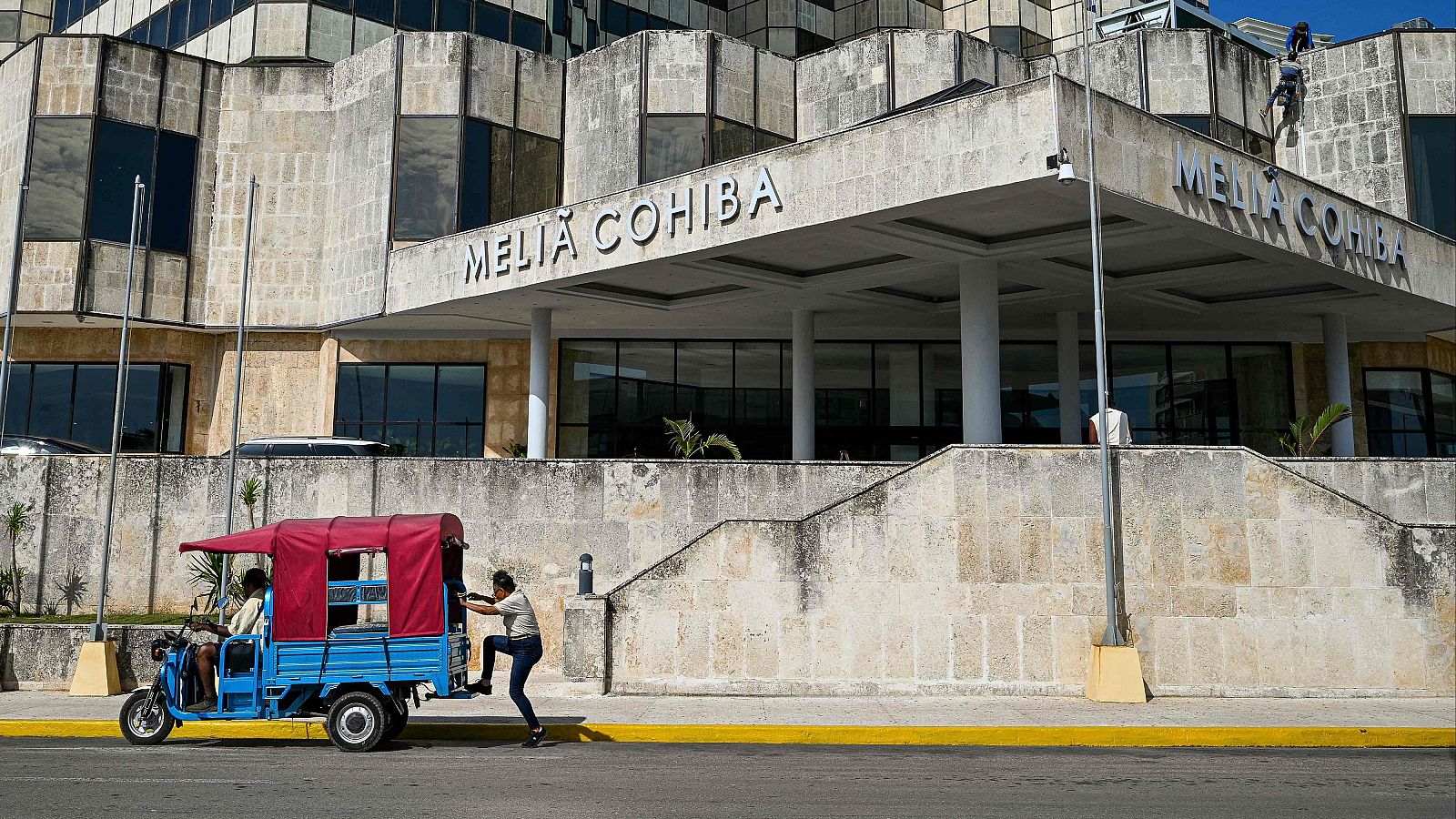 La situación de Cuba, cada vez más crítica - Telediario Matinal | Ver