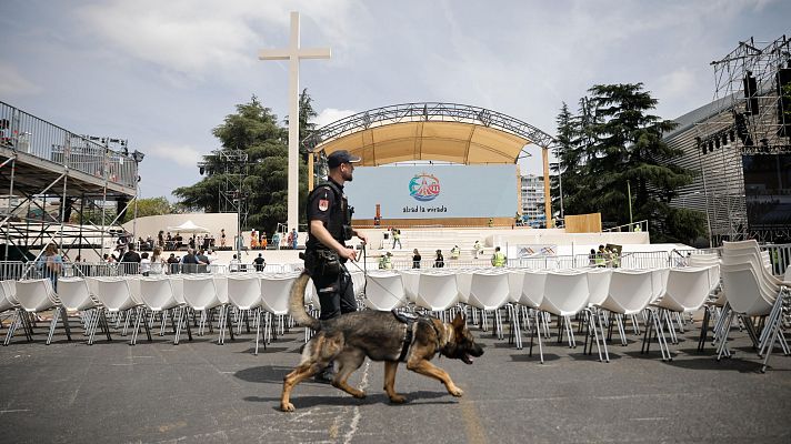 Telediario 1 - Por aire y tierra: la Policía despliega un dispositivo sin precedentes para la visita de León XIV