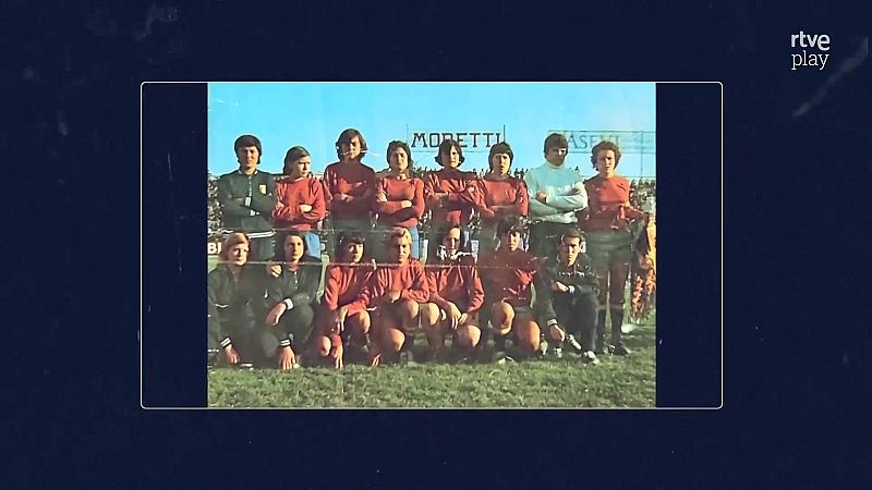 F�tbol - Documental 'Las pioneras de la estrella'. Las chicas del bal�n - F�tbol | Ver