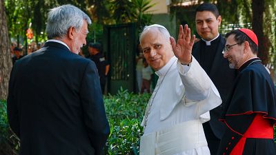 El papa llega al Centro de Información y Acogida (CEDIA) de Cáritas