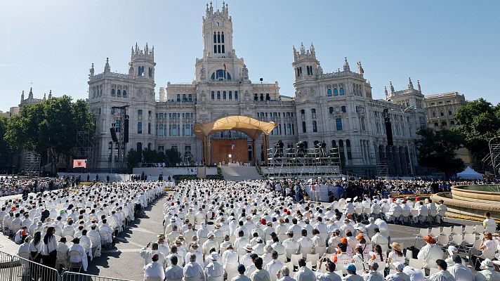 Visita papa: León XIV celebra una misa ante las masas en Cibeles