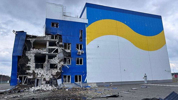 Telediario Fin de Semana - Un dron ruso impacta junto a la antigua central de Chernóbil