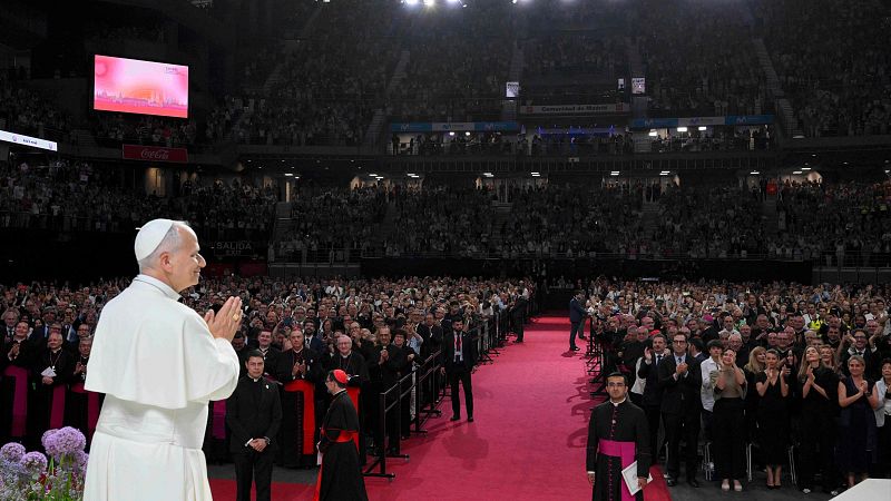 Le�n XIV apela a una Iglesia que "consciente de sus aciertos y errores" dialoga con el mundo contempor�neo