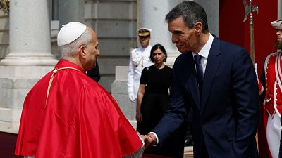 Sánchez se reúne con el Papa en la Nunciatura Apostólica antes de acompañarle al Congreso
