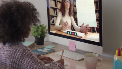 El mes de - Alfabetización Digital: Internet, una gran biblioteca educativa - Clan RTVE.es - El mes de... | Ver