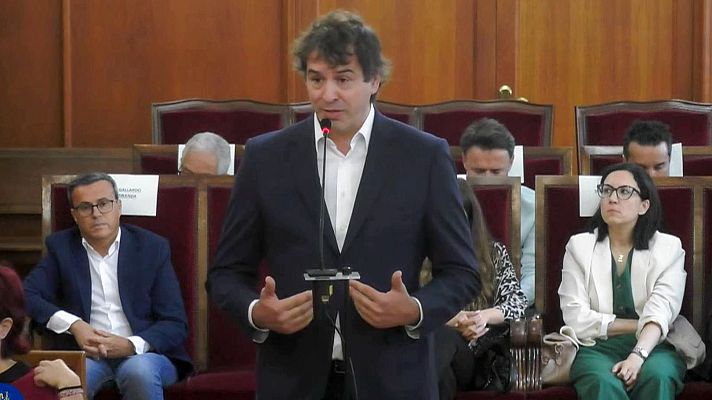 Telediario 1 - La acusación califica de "farsa" la selección para el puesto de David Sánchez