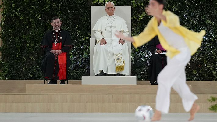  - El papa en el Bernabéu: "La Iglesia de Madrid ha hecho un golazo para siempre"