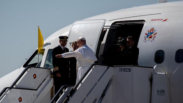 Telediario 1 - En la cabina del avión del papa, rumbo a Barcelona