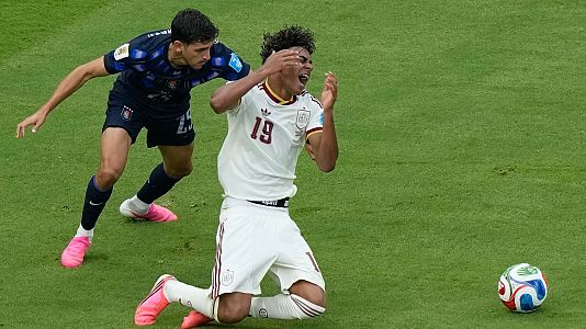 Resumen del Uruguay - Espa�a (0-1)
