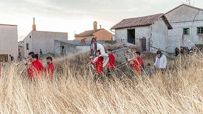 009 I Presencio & The Rural Kids, Virginia Villacisla