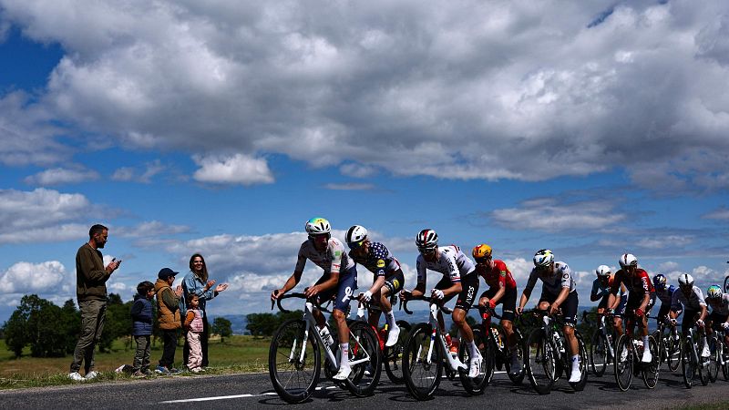 Ciclismo - Tour Auvergne-Rh�ne-Alpes 2026. 4� etapa: Le Puy en Velay - Montrond-les-Bains - Ciclismo | Ver