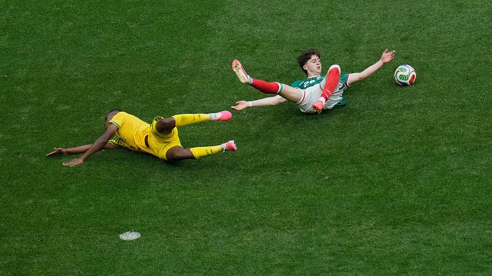 Copa Mundial de la FIFA 2026 - Tarjeta roja a Yaya Sithole en el partido México - Sudáfrica | Mundial 2026