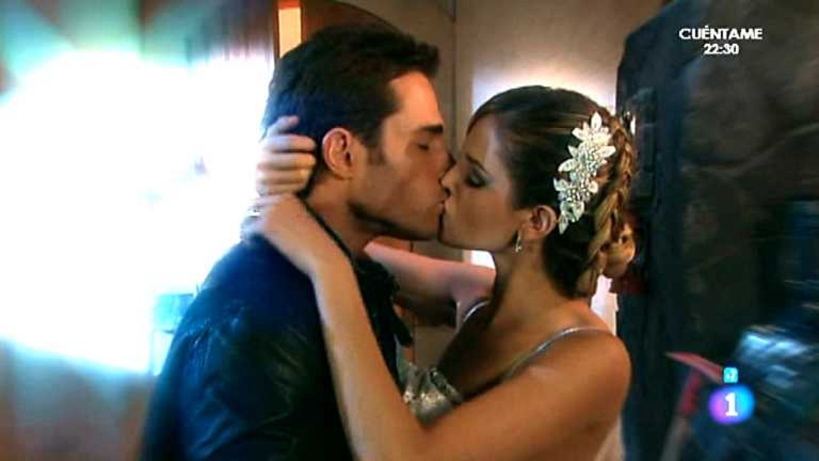 Amores verdaderos - Capítulo 101 - Nikki y Guzmán pasan juntos la noche de bodas - ver ahora