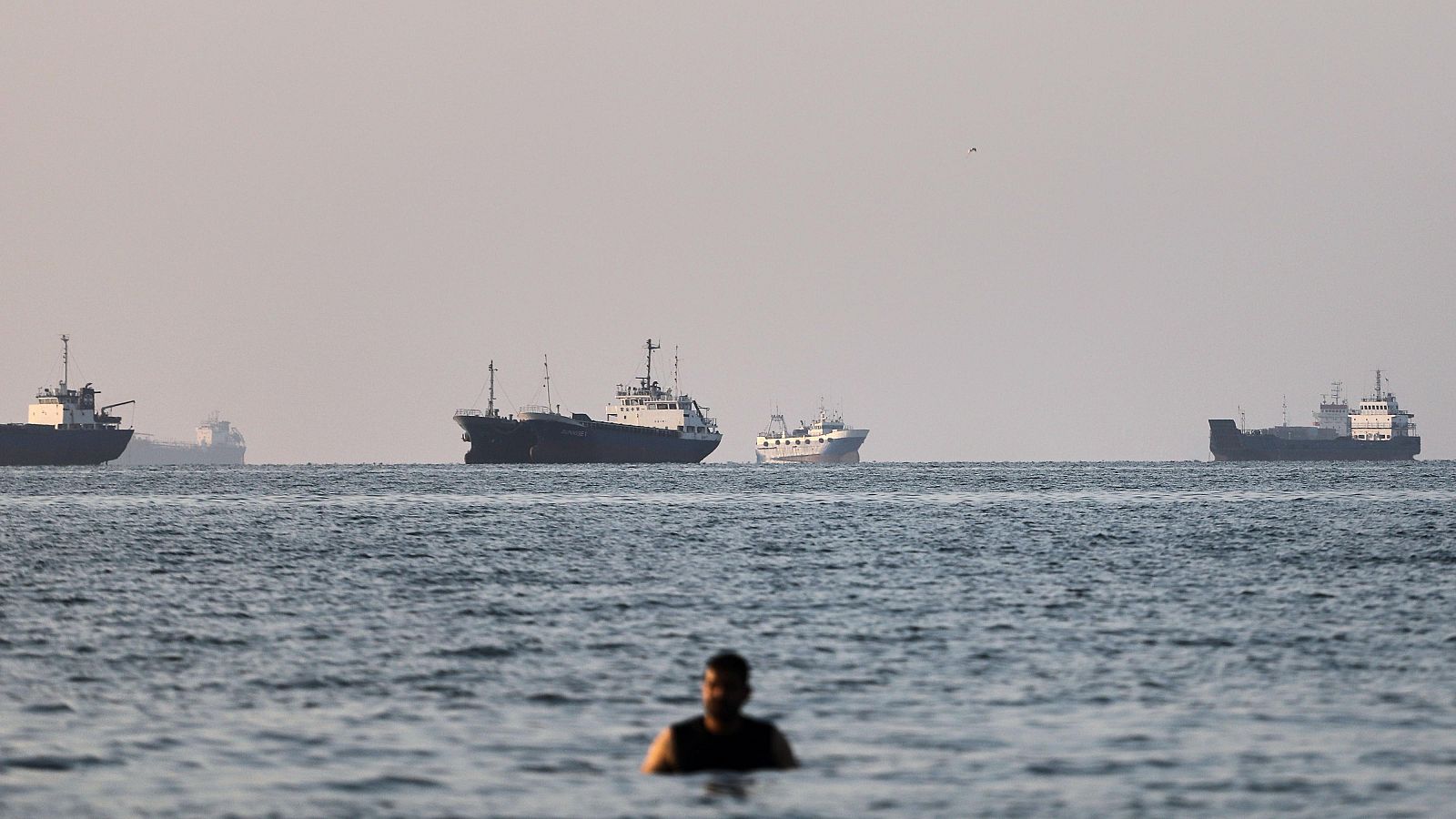 El mundo está pendiente de Ormuz tras el acuerdo entre EE.UU. e Irán | Ver