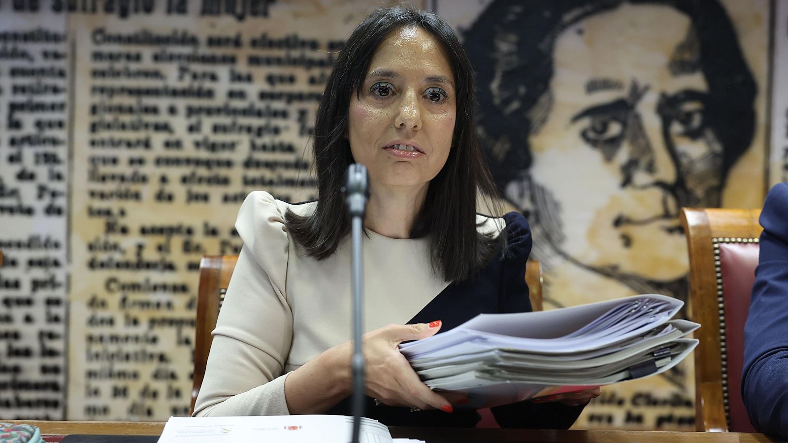 La directora de la Guardia Civil comparece en el Senado: "No he participado nunca en ninguna trama contra la UCO” - Diario 24 | Ver