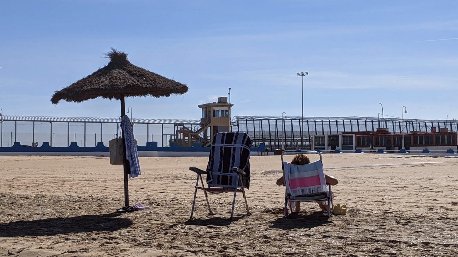 Comienza la temporada de playas en Melilla | Ver