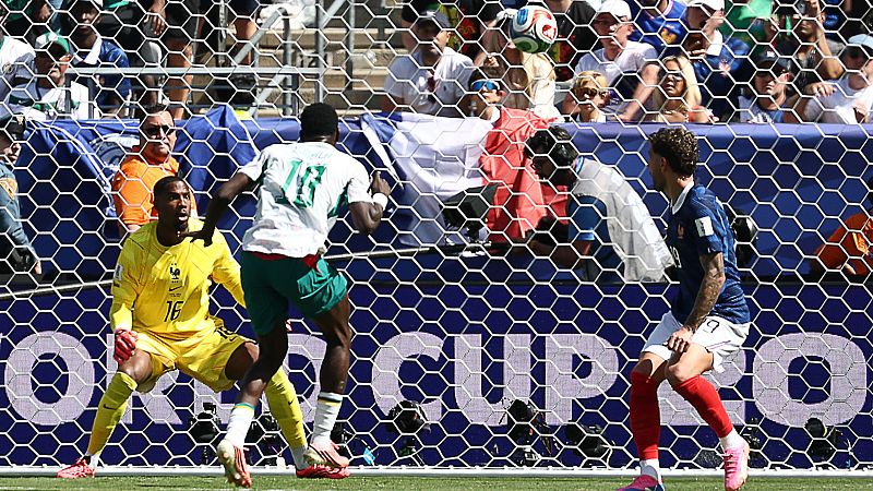 Ocasión de Sarr en el partido Francia - Senegal | Mundial 2026 | Ver vídeo