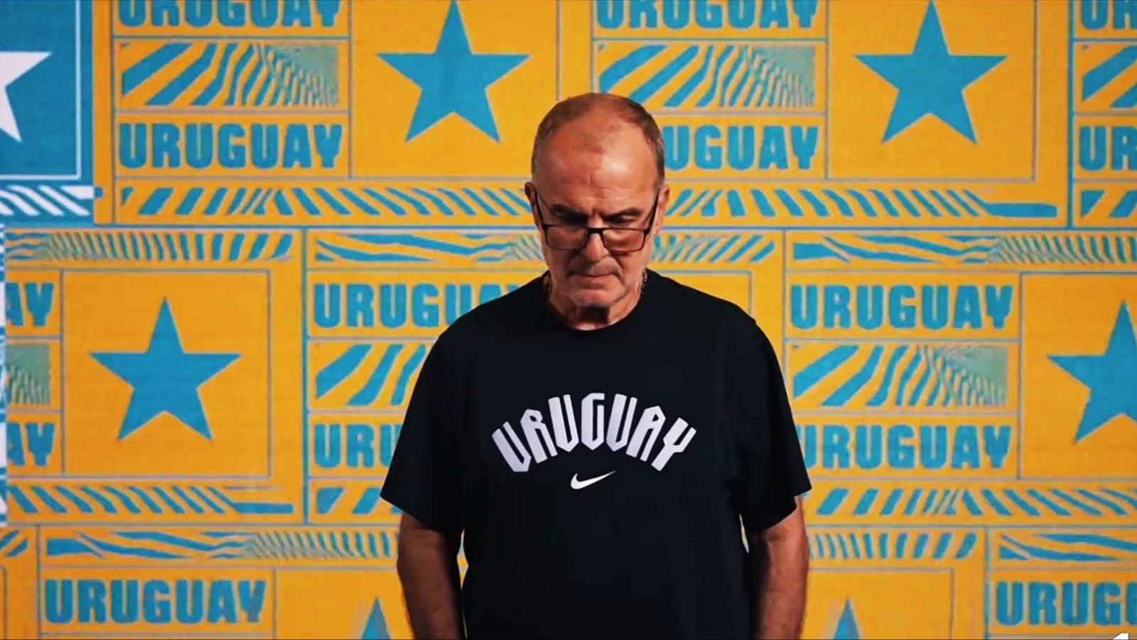 Marcelo Bielsa responde a las críticas por su actitud en FIFA - Teledeporte | Ver