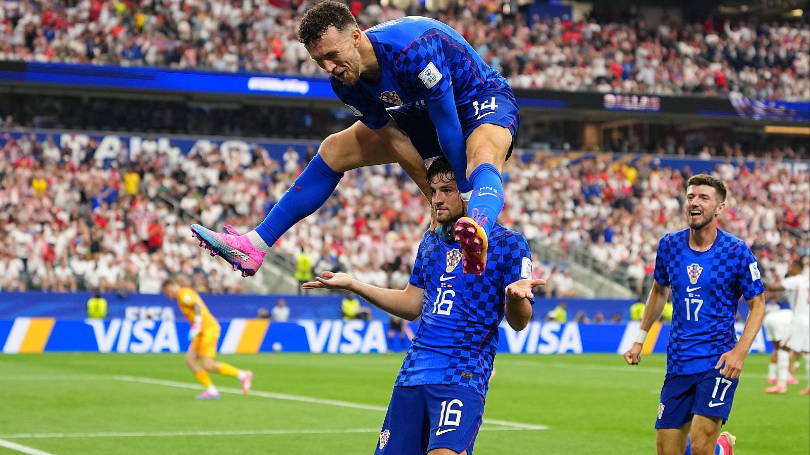 Gol de Martin Baturina en el partido Inglaterra - Croacia | Mundial 2026 | Ver vídeo