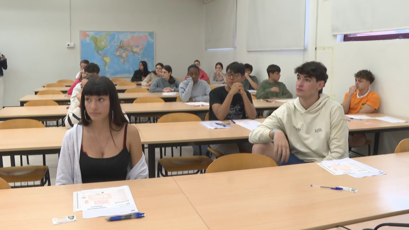 Casi 2000 reclamaciones en la PAU Cantabria - TeleCantabria | Ver