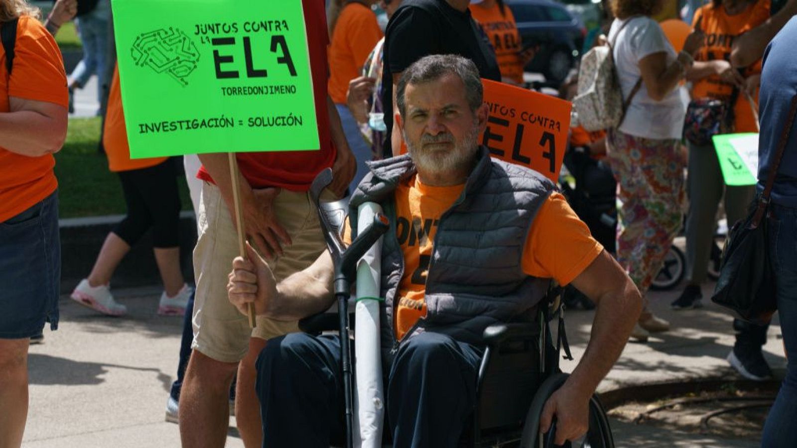 Ley ELA: retrasos y desigualdad en las ayudas autonómicas | Ver