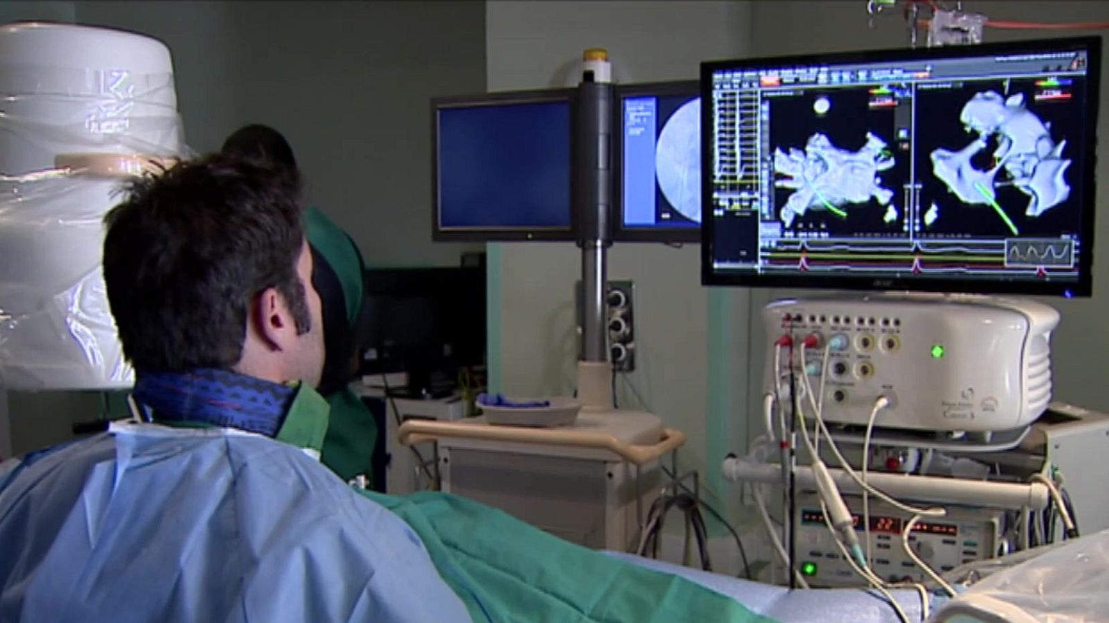 Las prótesis caducadas se  utilizaban de forma reiterada en Radiología Vascular con sobrecoste - Noticias Murcia | Ver